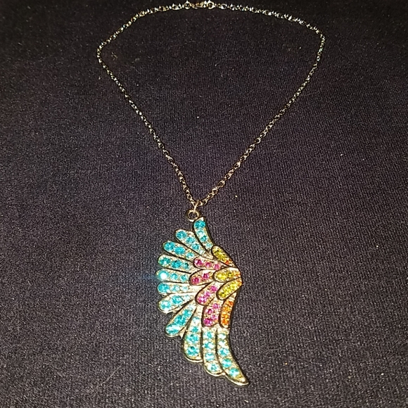 Necklace - Picture 2 of 4